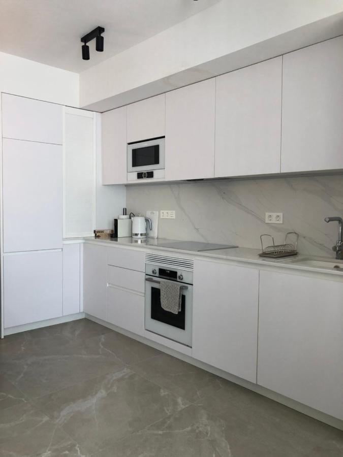Modern Apartment In Torrevjea 200M From The Loccos Beach Torrevieja Exteriér fotografie